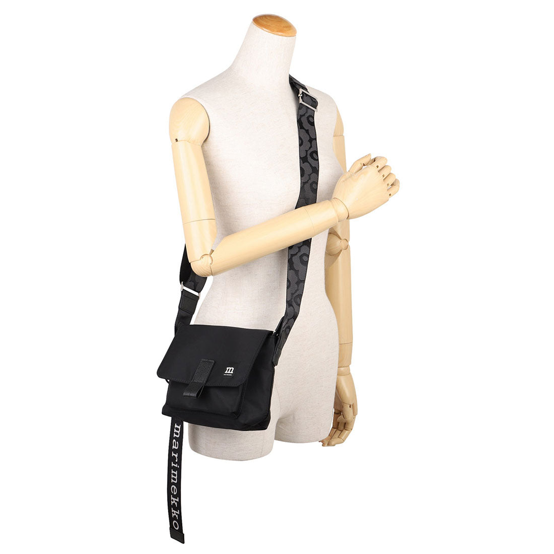 マリメッコ marimekko ショルダーバッグ 092538 009 (ブラック) ブラック