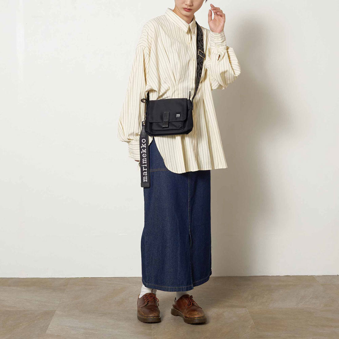 マリメッコ marimekko ショルダーバッグ 092538 009 (ブラック) ブラック