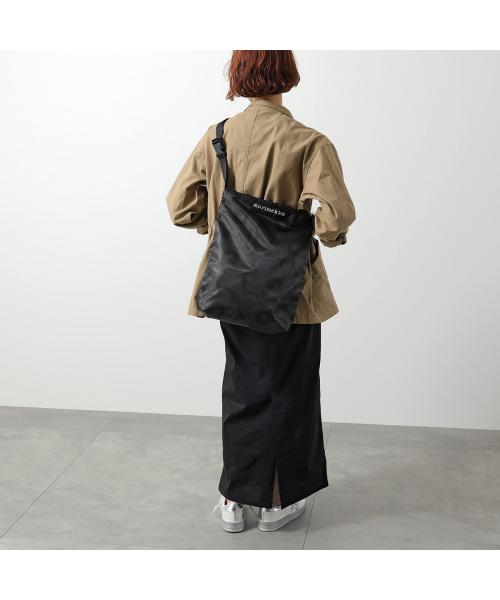 マリメッコ marimekko marimekko バッグ Neat Crossbody Unikko M ウニッコ 094122 (999/ブラック) 999/ブラック