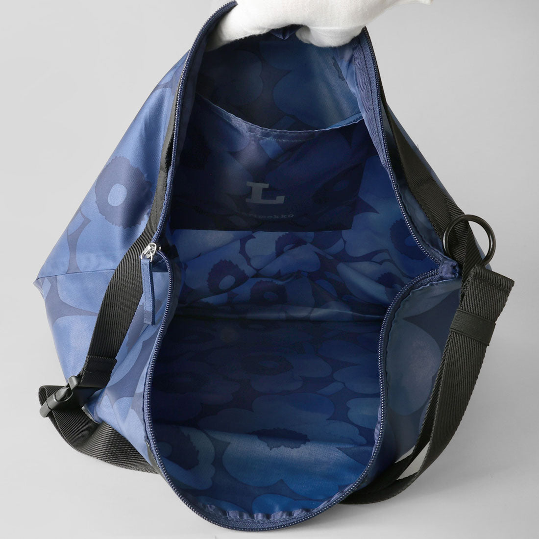 マリメッコ marimekko トートバッグ ウニッコ NEAT CROSSBODY L 094576 828 (ダークブルー/ブルー) ダークブルー/ブルー