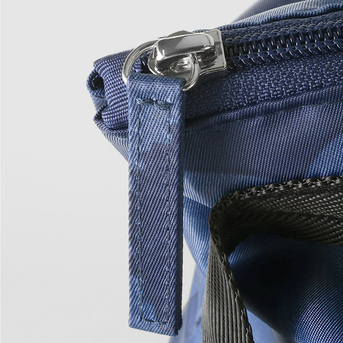 マリメッコ marimekko トートバッグ ウニッコ NEAT CROSSBODY L 094576 828 (ダークブルー/ブルー) ダークブルー/ブルー