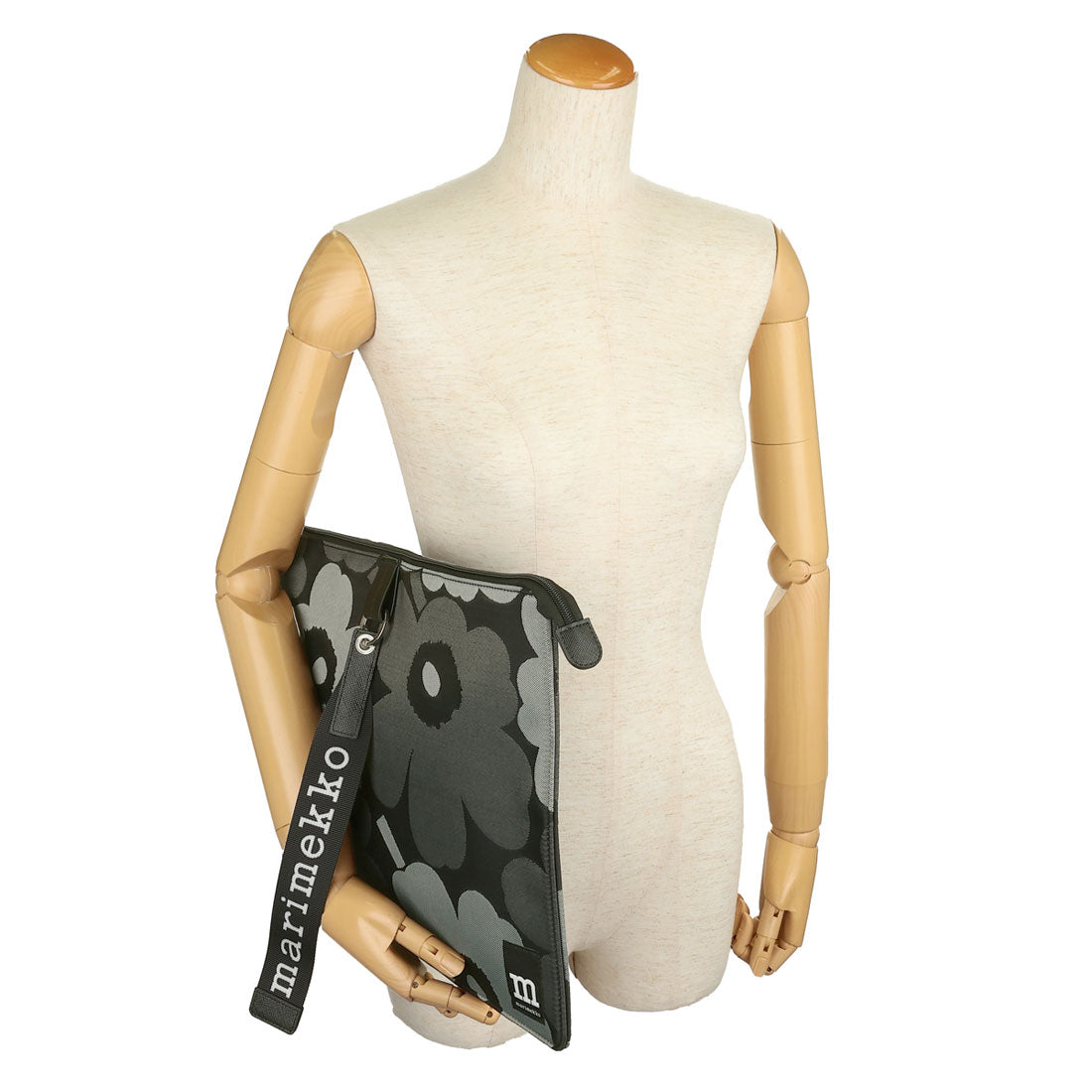 マリメッコ marimekko ラップトップスリーブ ウニッコ SLEEVE 15 094813 990 (グレー/ダークグレー/ブラック) グレー/ダークグレー/ブラック