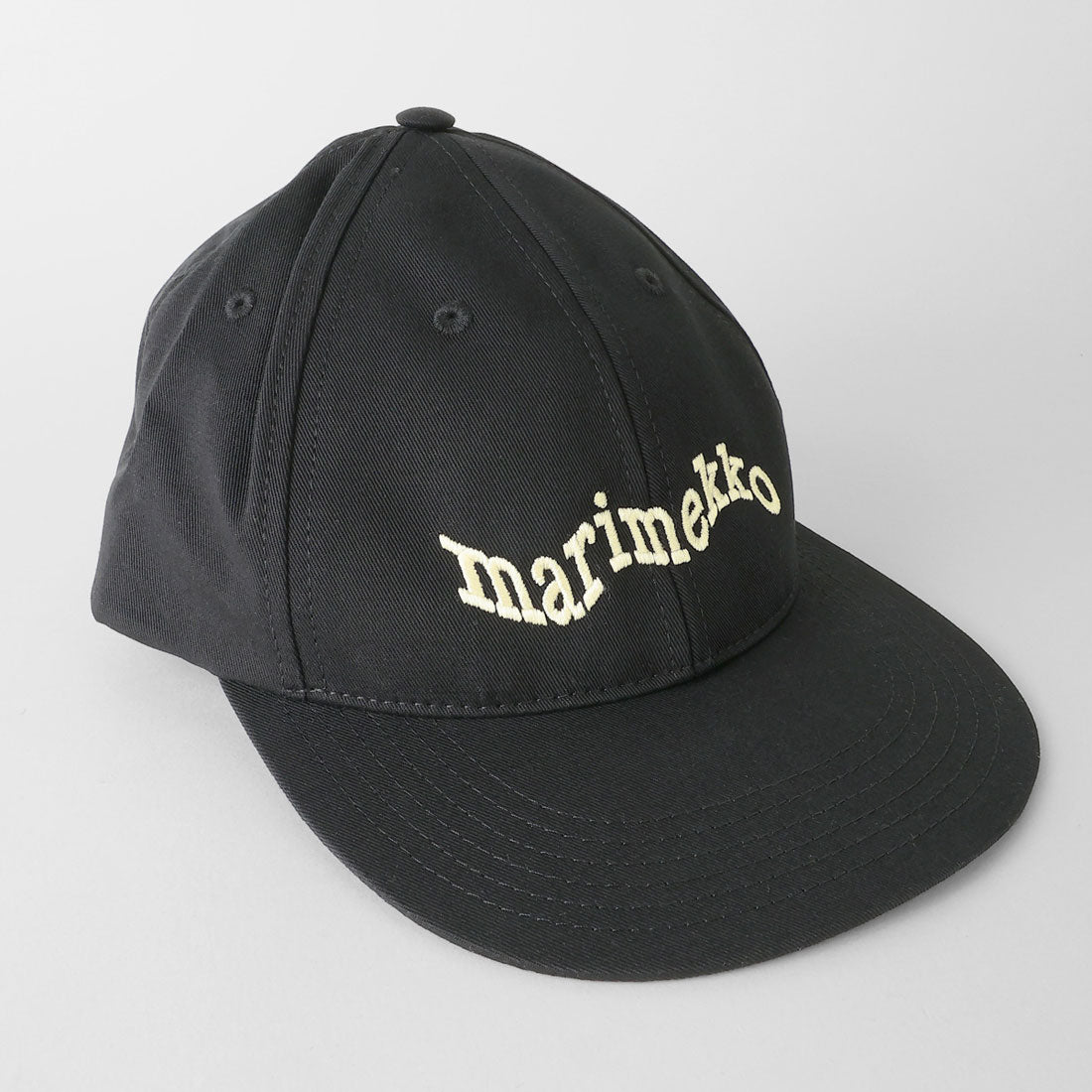 マリメッコ marimekko キャップ セメンティ ソリッド CAP 094592 999 (ブラック/オフホワイト) ブラック/オフホワイト