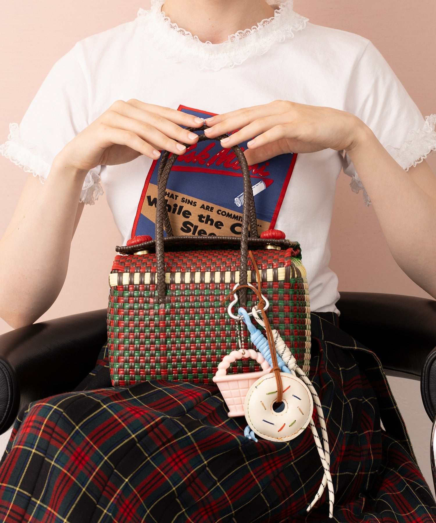 メリージェム Merry Gem ドーナツモチーフチャーム ストラップ キーホルダー KNF127 (ピンク) ピンク