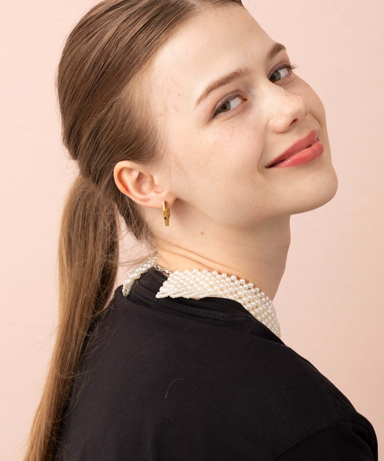 メリージェム Merry Gem スター型フープピアス KNF127 (ゴールド) ゴールド