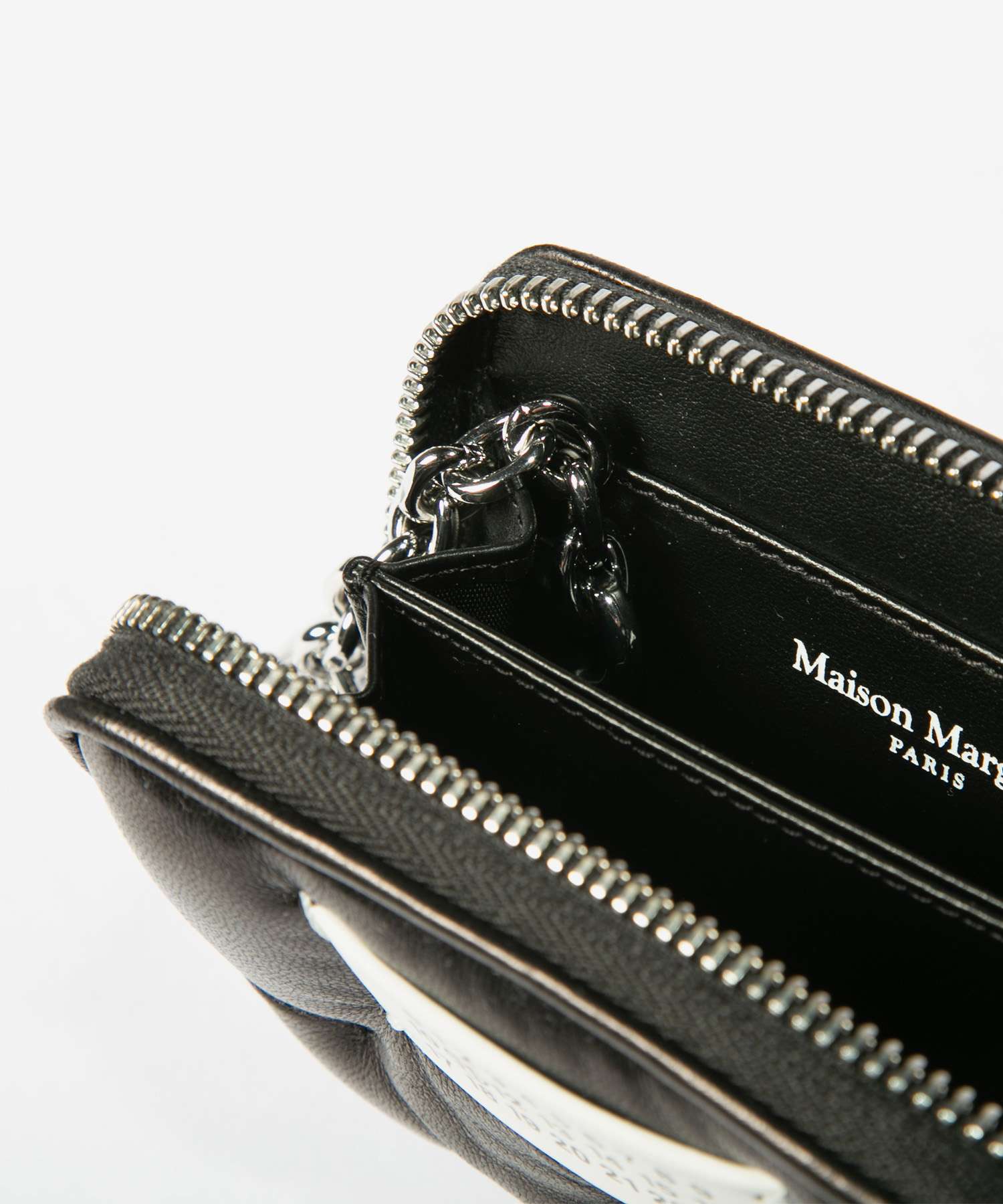 メゾン マルジェラ MAISON MARGIELA メゾン マルジェラ MAISON MARGIELA SA1VX0018 P6434 小銭入れ メンズ レディース 財布 グラムスラム エンブロイダリーコインホルダー ナンバリング (ブラック) ブラック