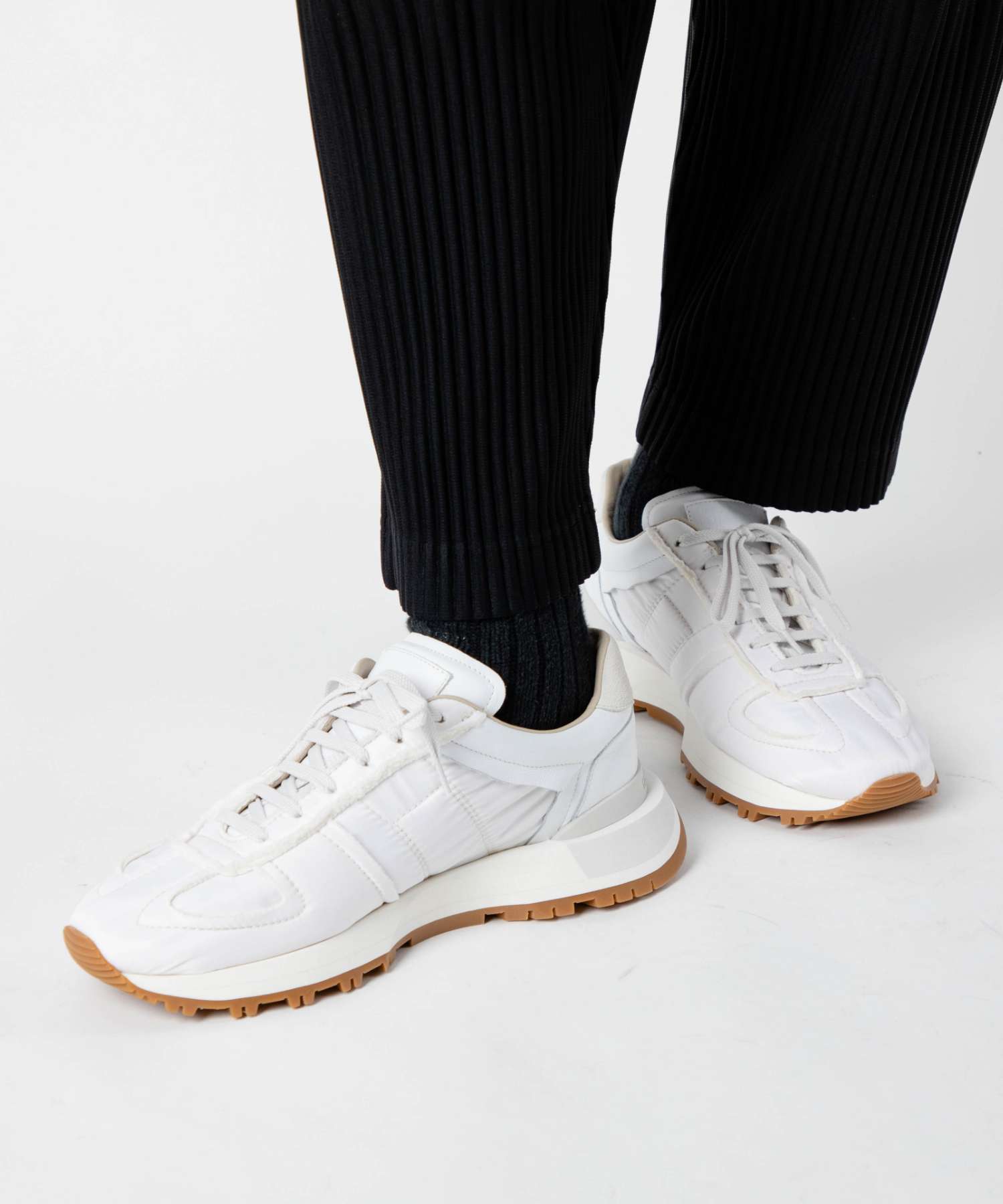 MAISON MARGIELA 50-50 Sneakers S37WS0575 P4341 Men's Shoes
