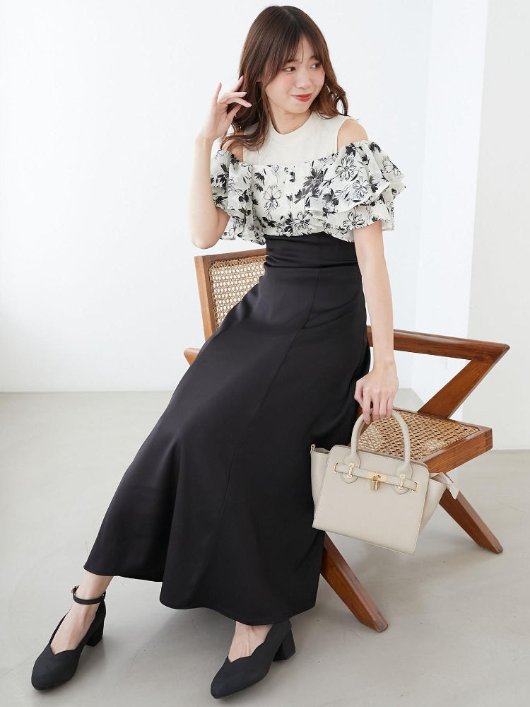 マジェスティックレゴン MAJESTIC LEGON ウエストきゅっとフリルフレアワンピ (ブラック) ブラック