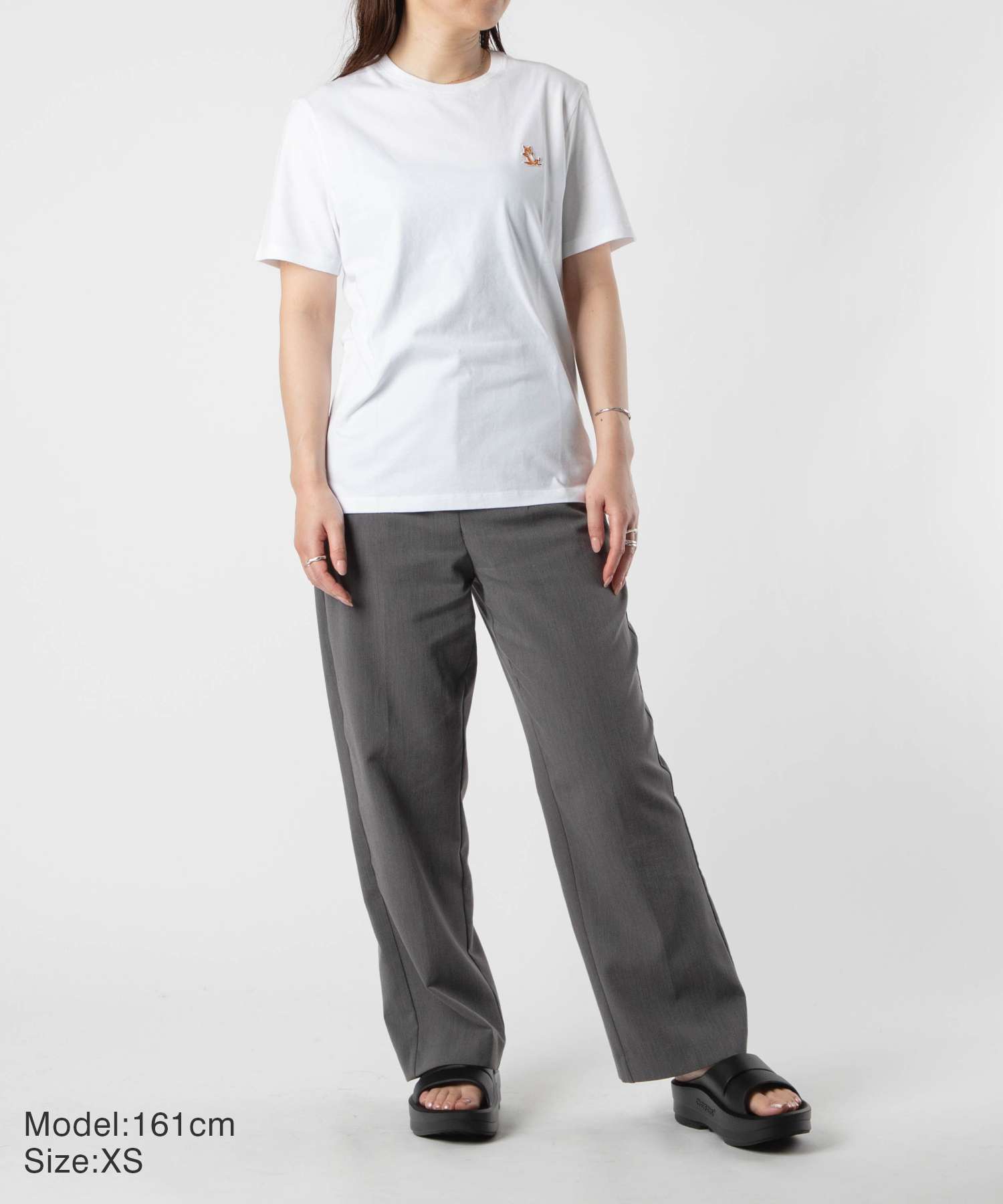 Maison Kitsuné MAISON KITSUNÉ Maison Kitsuné MAISON KITSUNÉ LM00110KJ0008 T-shirt CHILLAX FOX PATCH REGULAR TEE SHIRT Men's Tops Short Sleeve
