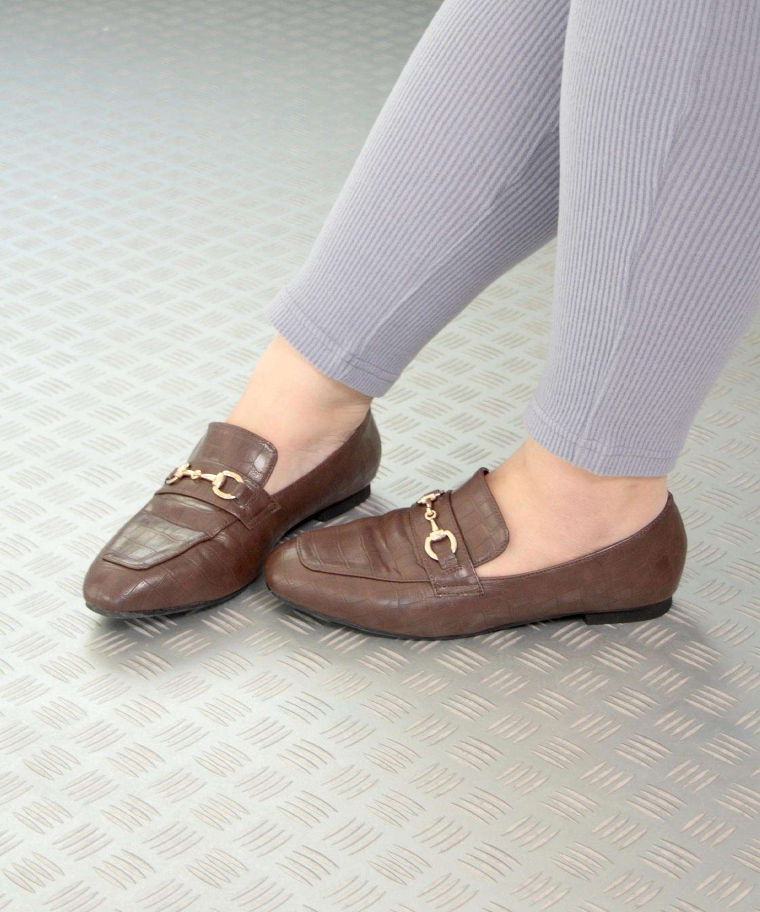 マシュガール masyugirl 【4E幅広・大きいサイズ】スクエアトゥビット付きローファー SOROTTO