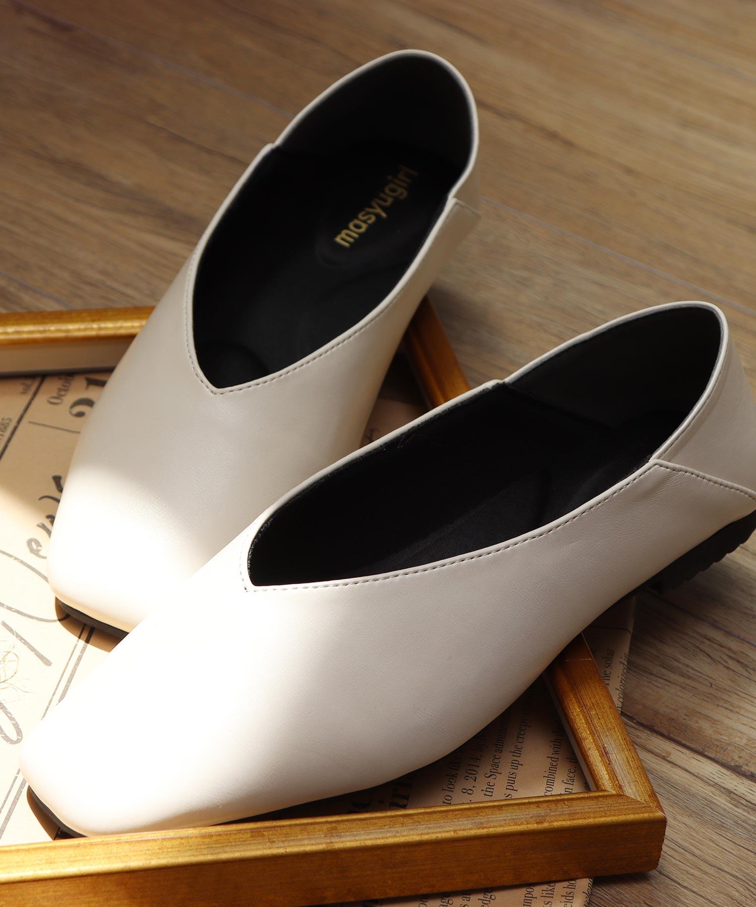 馬修女孩 masyugirl 【4E寬版・大尺碼】方頭V切平底鞋