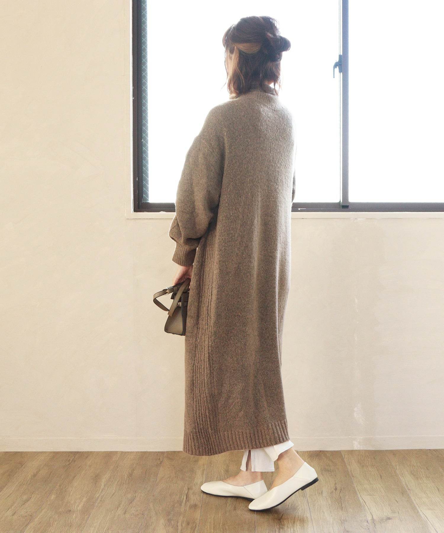 馬修女孩 masyugirl 【4E寬版・大尺碼】方頭V切平底鞋