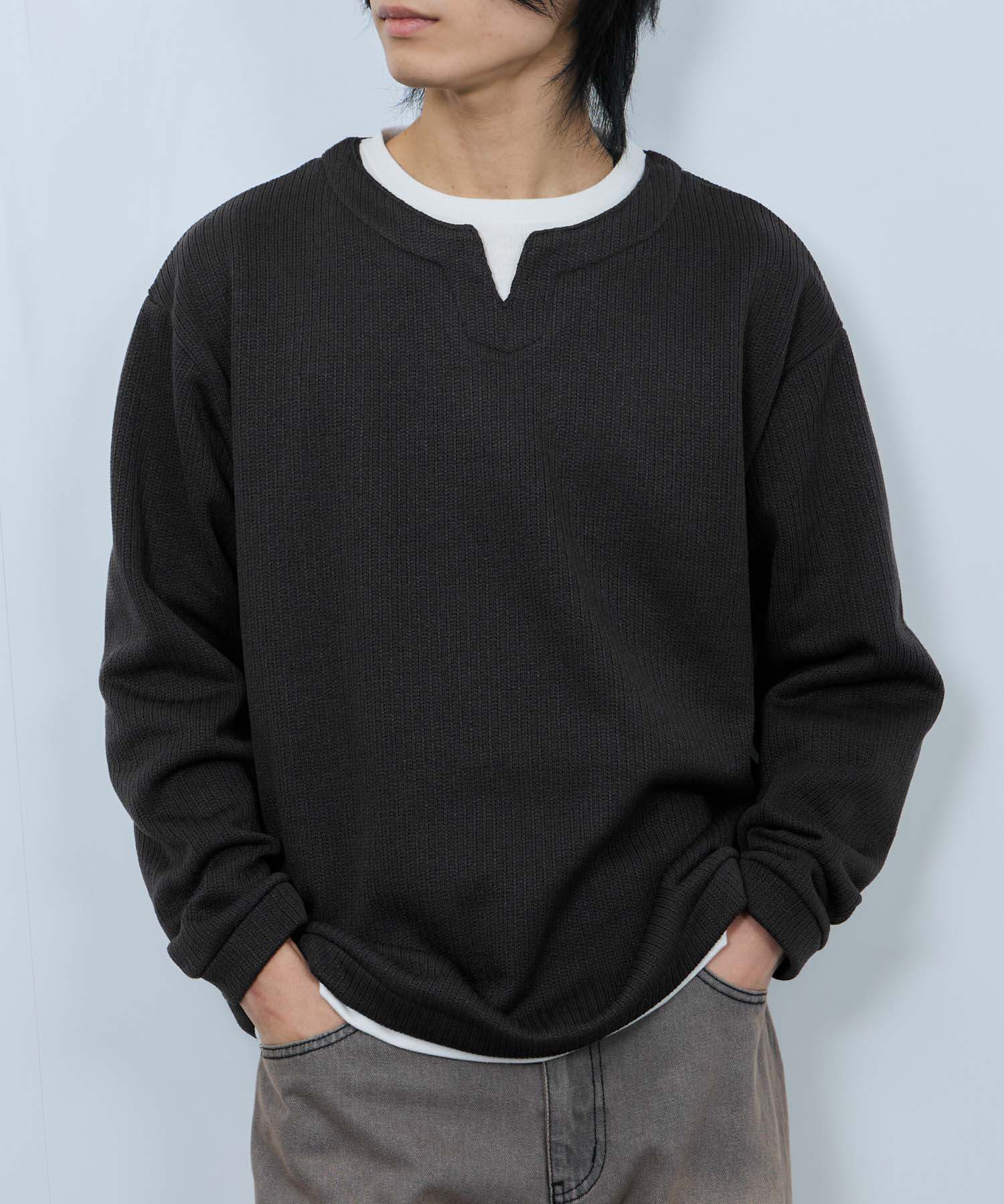 マックハウス Mac-House 針抜き裏起毛フェイクキーネックトレーナー (チャコールグレー) チャコールグレー