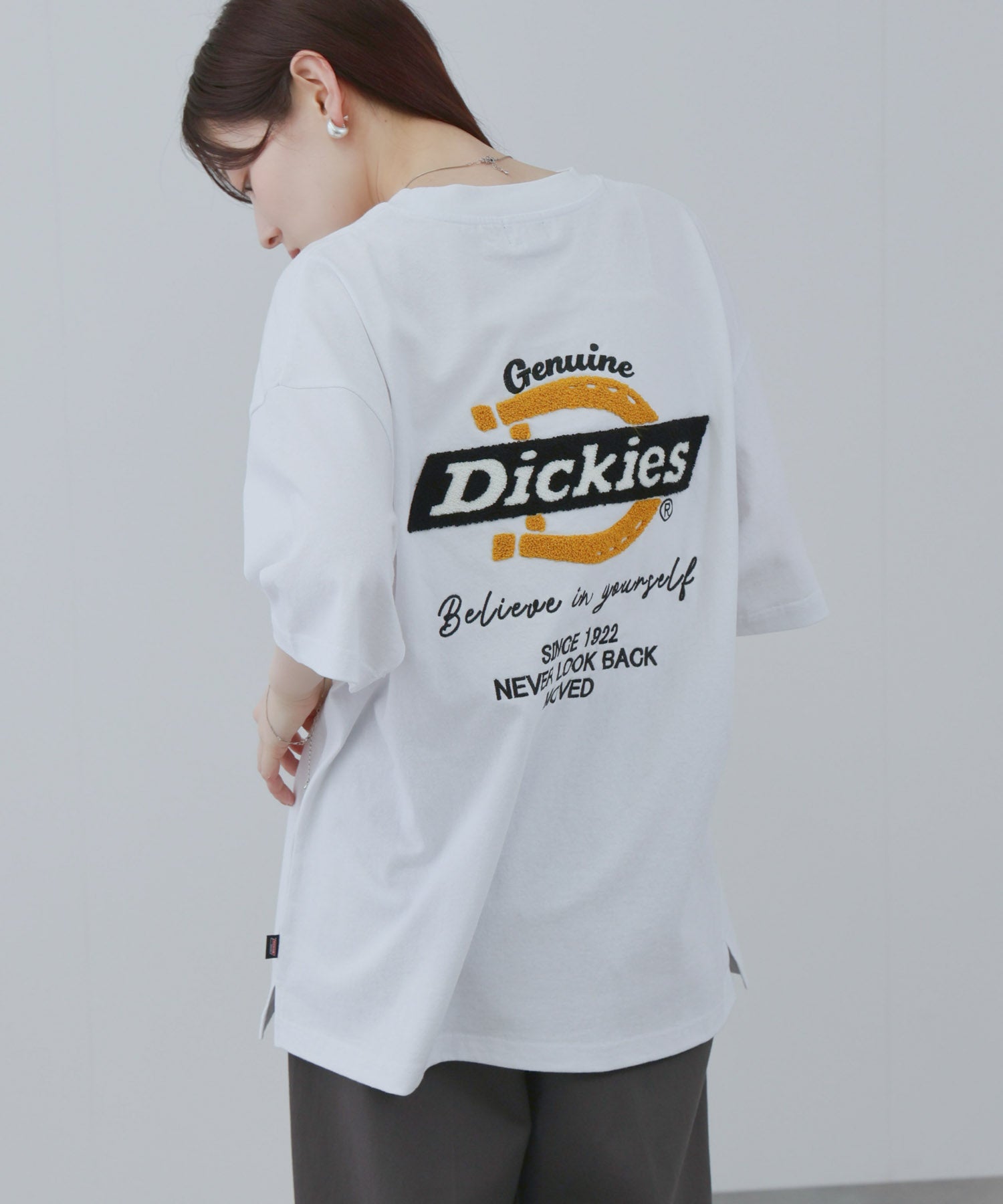 マックハウス Mac-House バックロゴ刺繍Tシャツ (スミクロ) スミクロ
