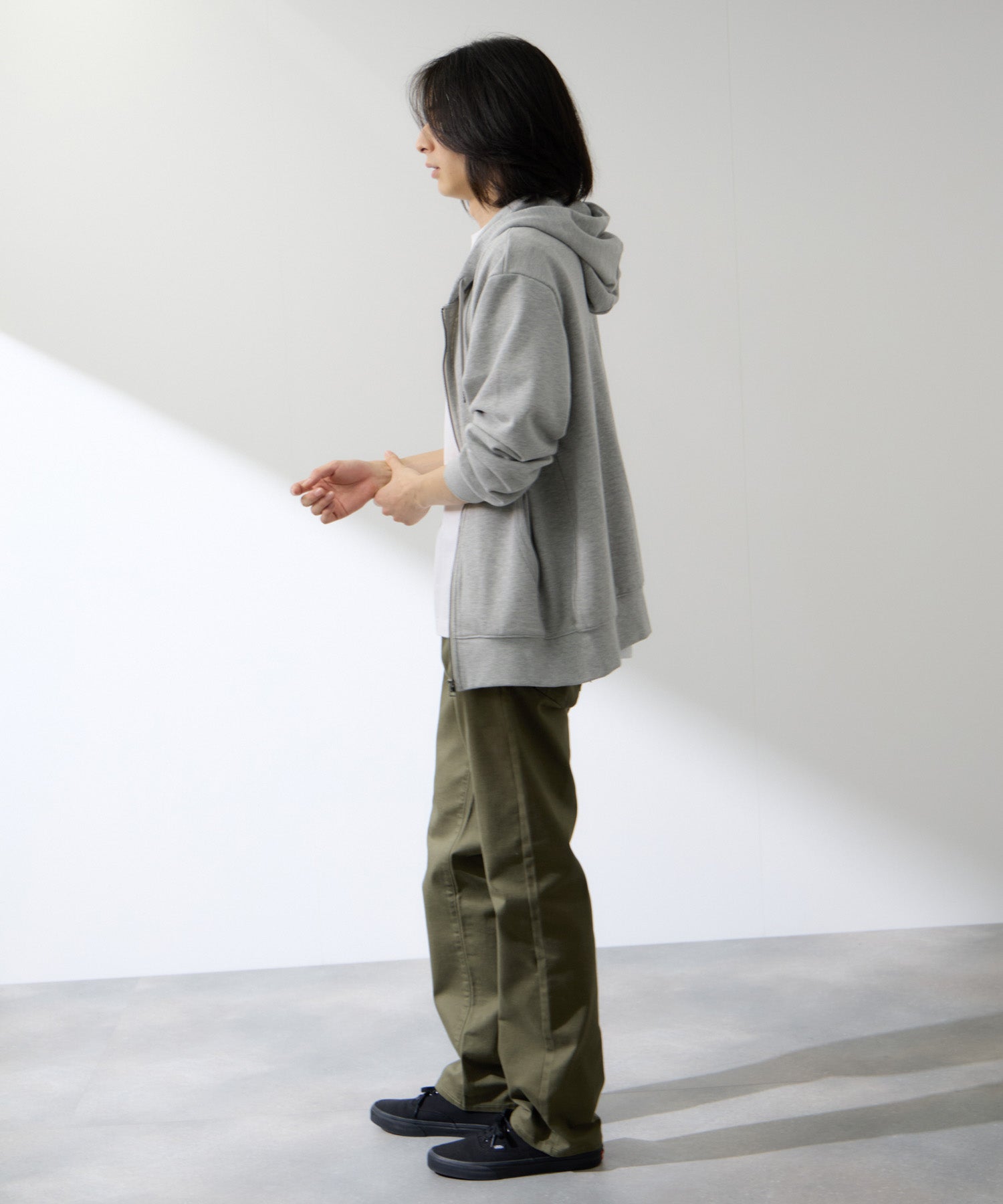 マックハウス Mac-House マイカラーズ ストレートパンツ (カーキ) カーキ