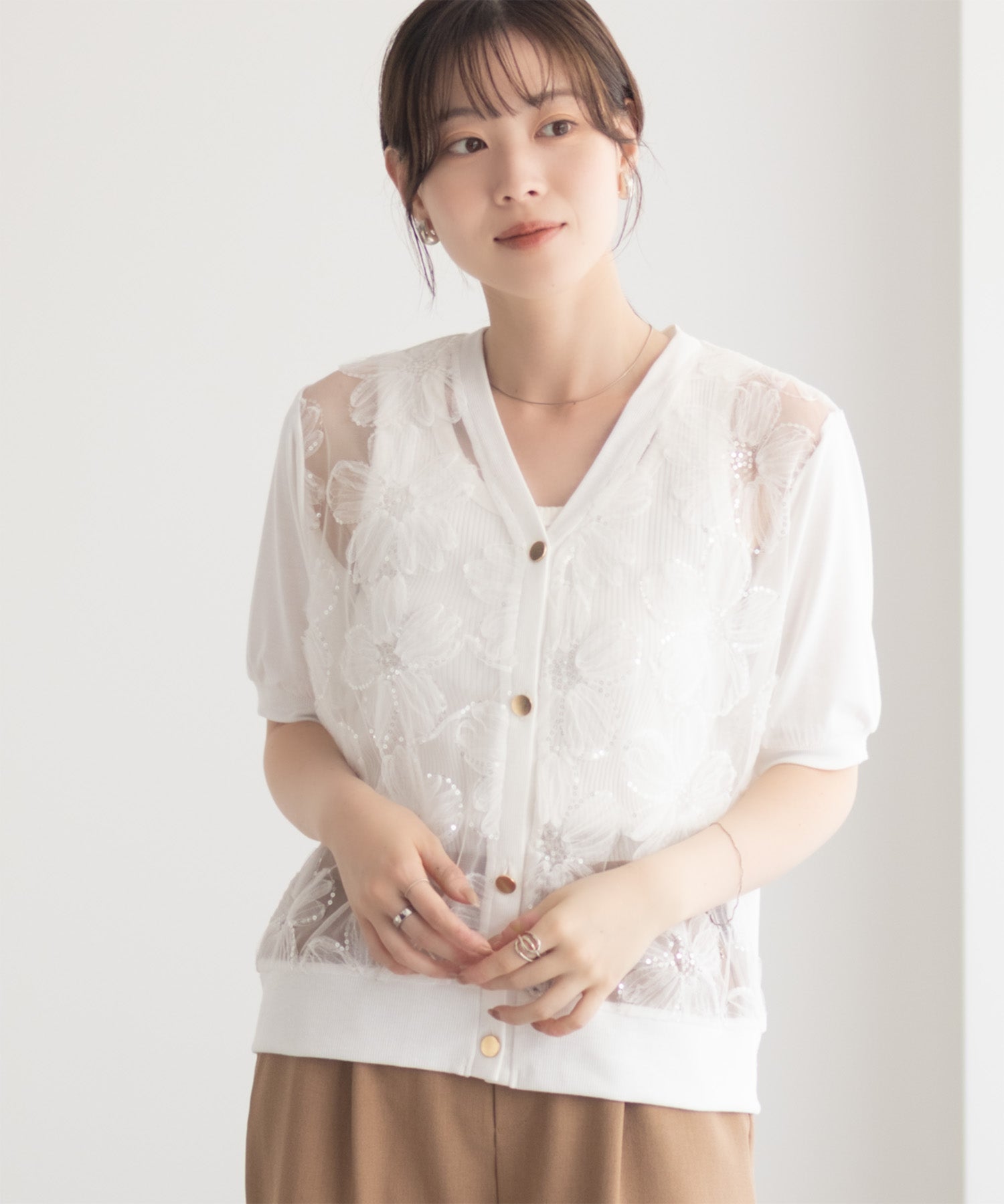 マックハウス Mac-House フラワーチュールハーフスリーブカーディガン (オフホワイト) オフホワイト