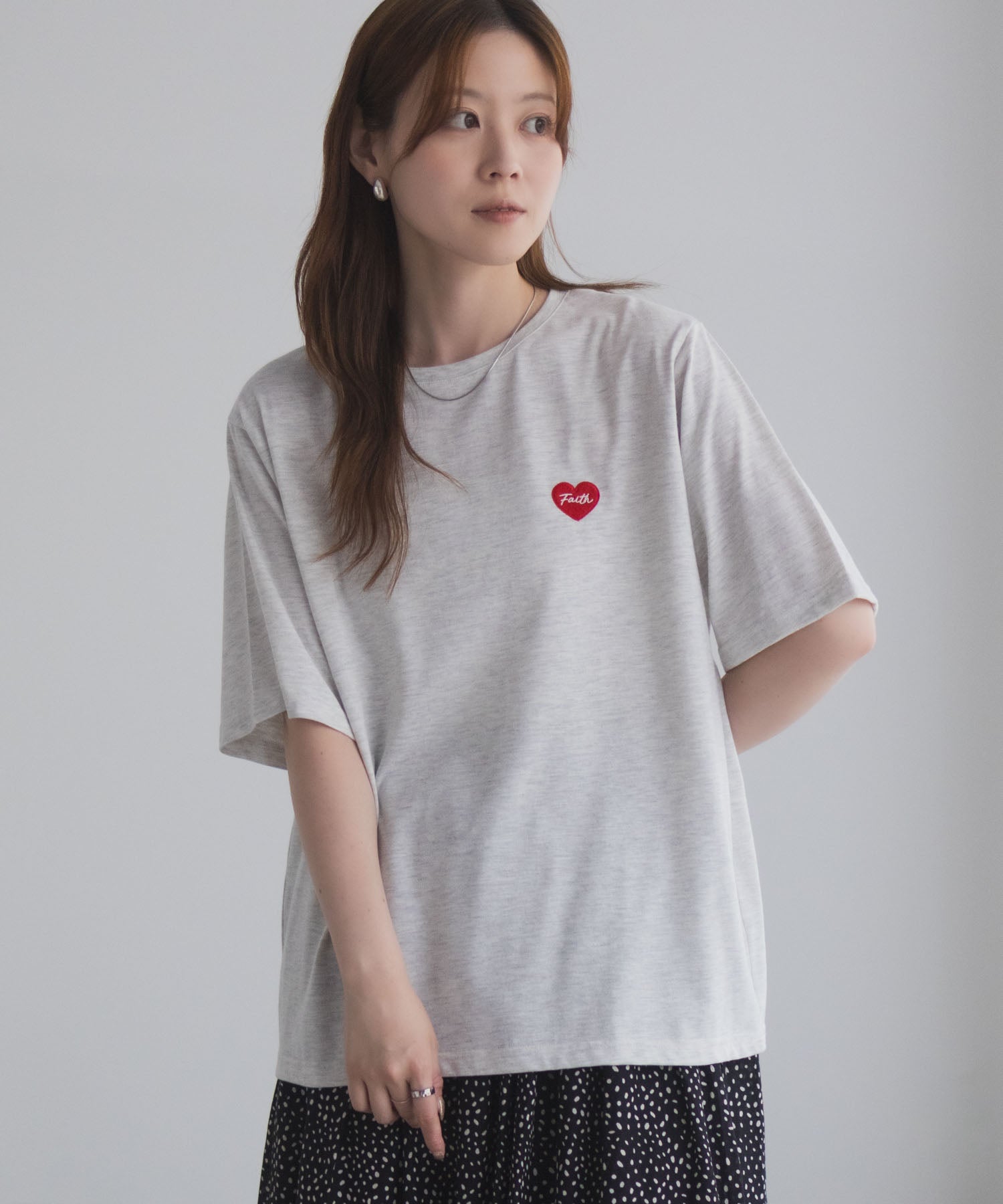 マックハウス Mac-House ハート刺繍Tシャツ (ホワイト) ホワイト