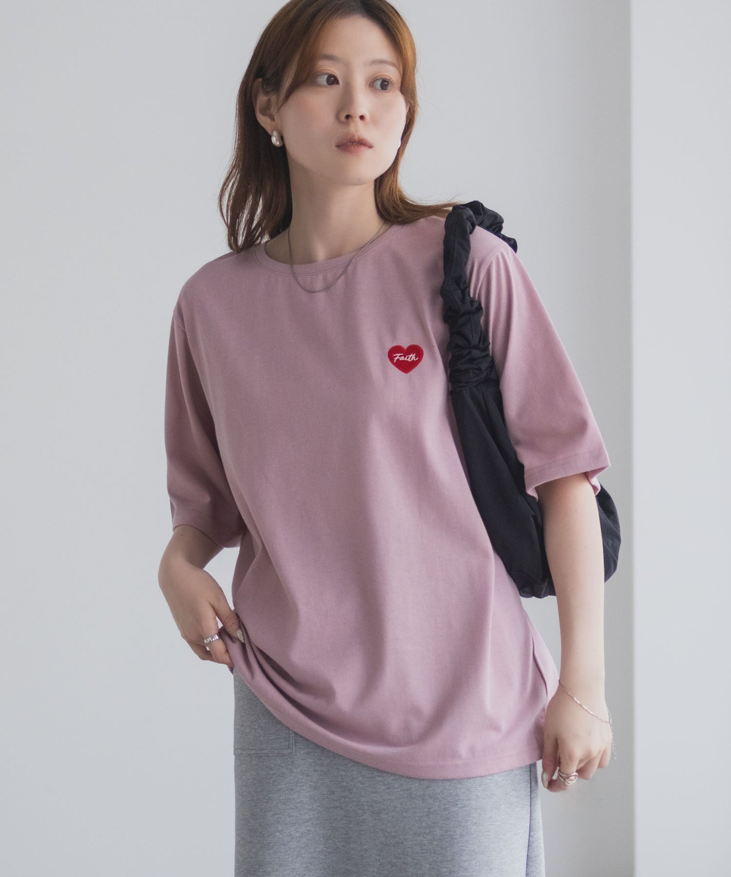 マックハウス Mac-House ハート刺繍Tシャツ (ピンク) ピンク