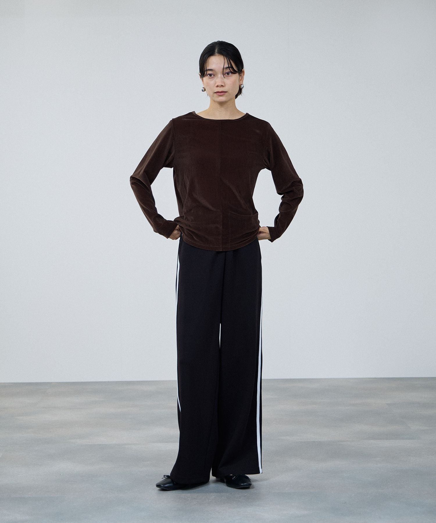 マックハウス Mac-House エアリエポンチ素材ラインパンツ (ブラック) ブラック