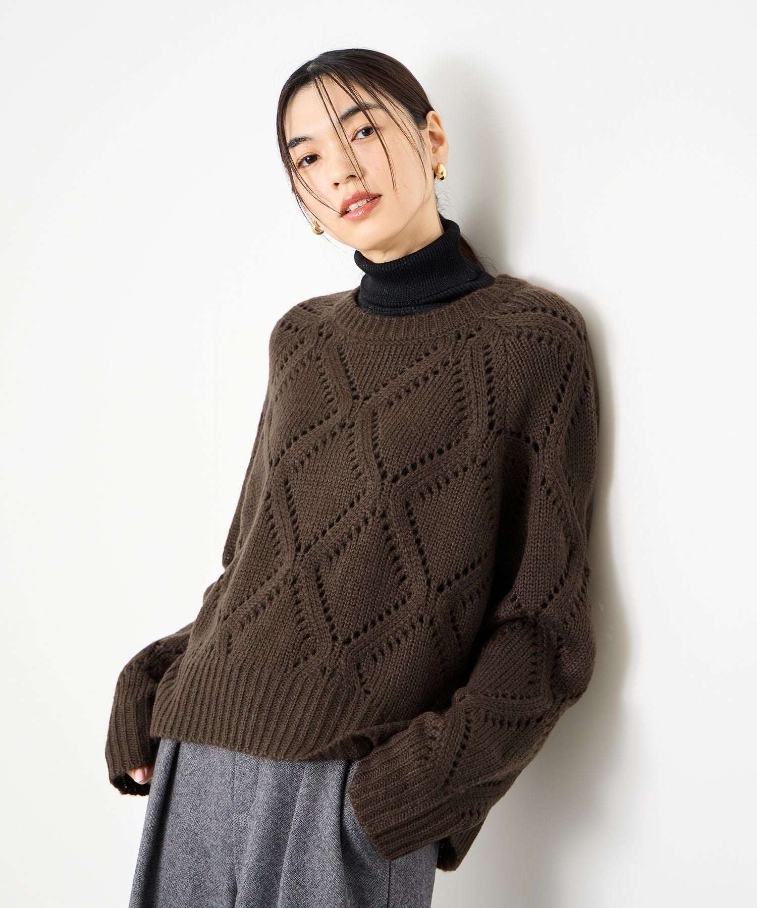 マックハウス Mac-House ダイヤ柄透かし編みニットプルオーバー (レッド) レッド