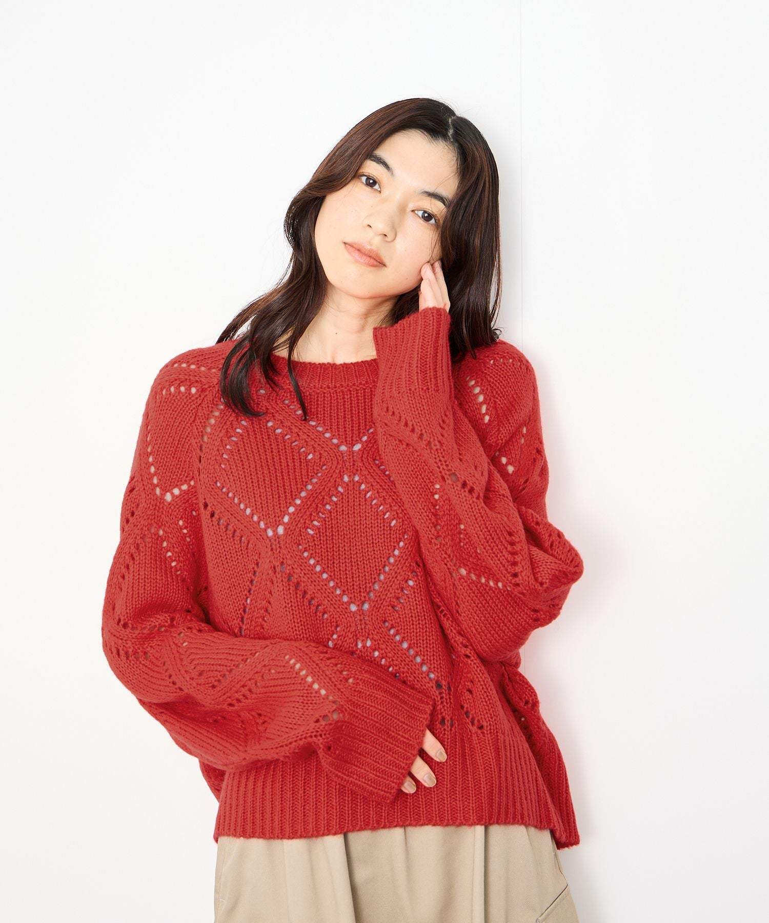 マックハウス Mac-House ダイヤ柄透かし編みニットプルオーバー (レッド) レッド