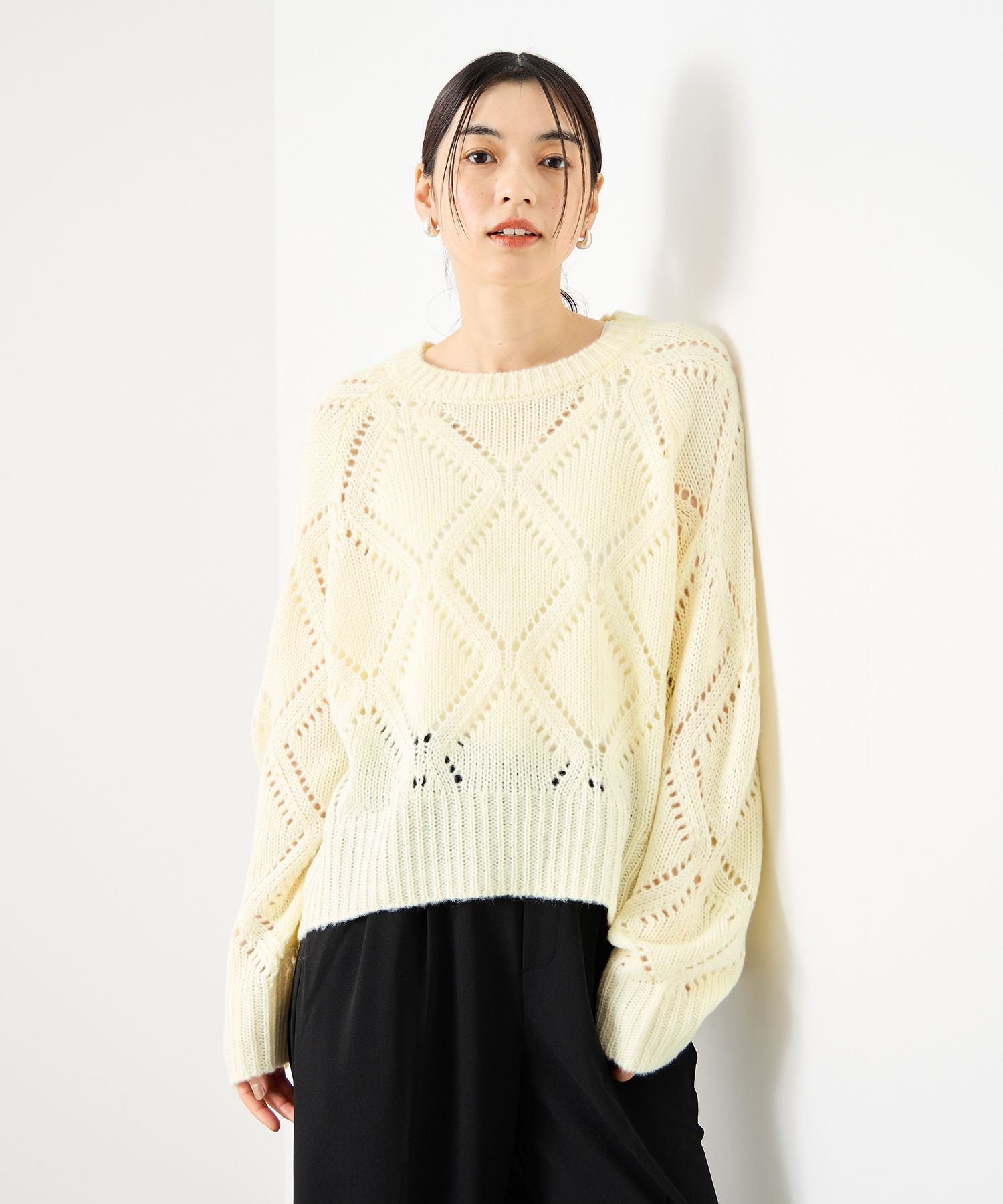 マックハウス Mac-House ダイヤ柄透かし編みニットプルオーバー (オフホワイト) オフホワイト