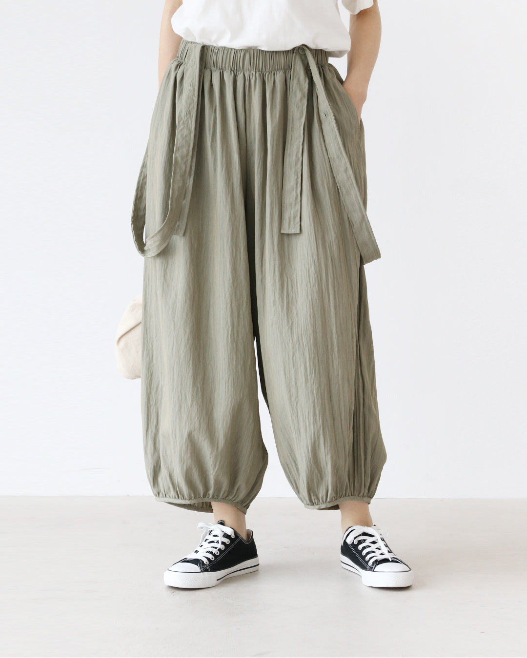 サンポクシェル sanpo kuschel 自由な着こなしサスペンダーパンツ (グリーンベージュ) グリーンベージュ