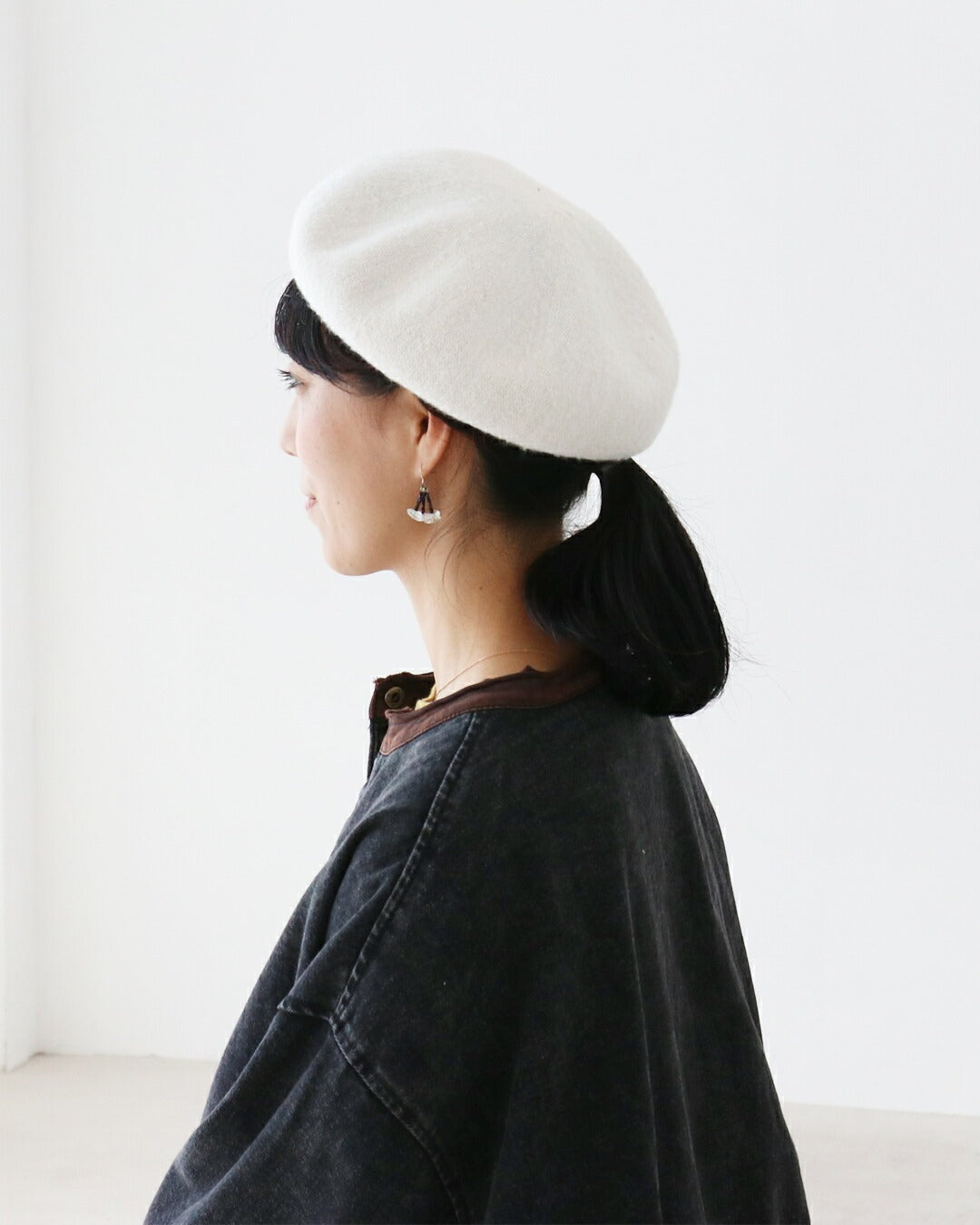 サンポクシェル sanpo kuschel 〈全2色〉さりげなく華やぐラメヤーンベレー帽 (グレー) グレー