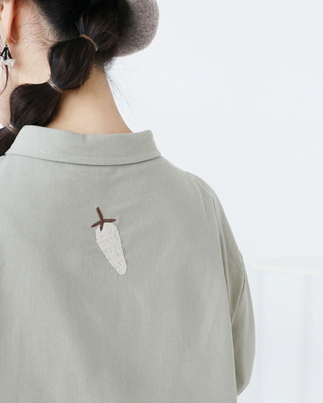 サンポクシェル sanpo kuschel たべもの刺繍シャツ (グリーン) グリーン