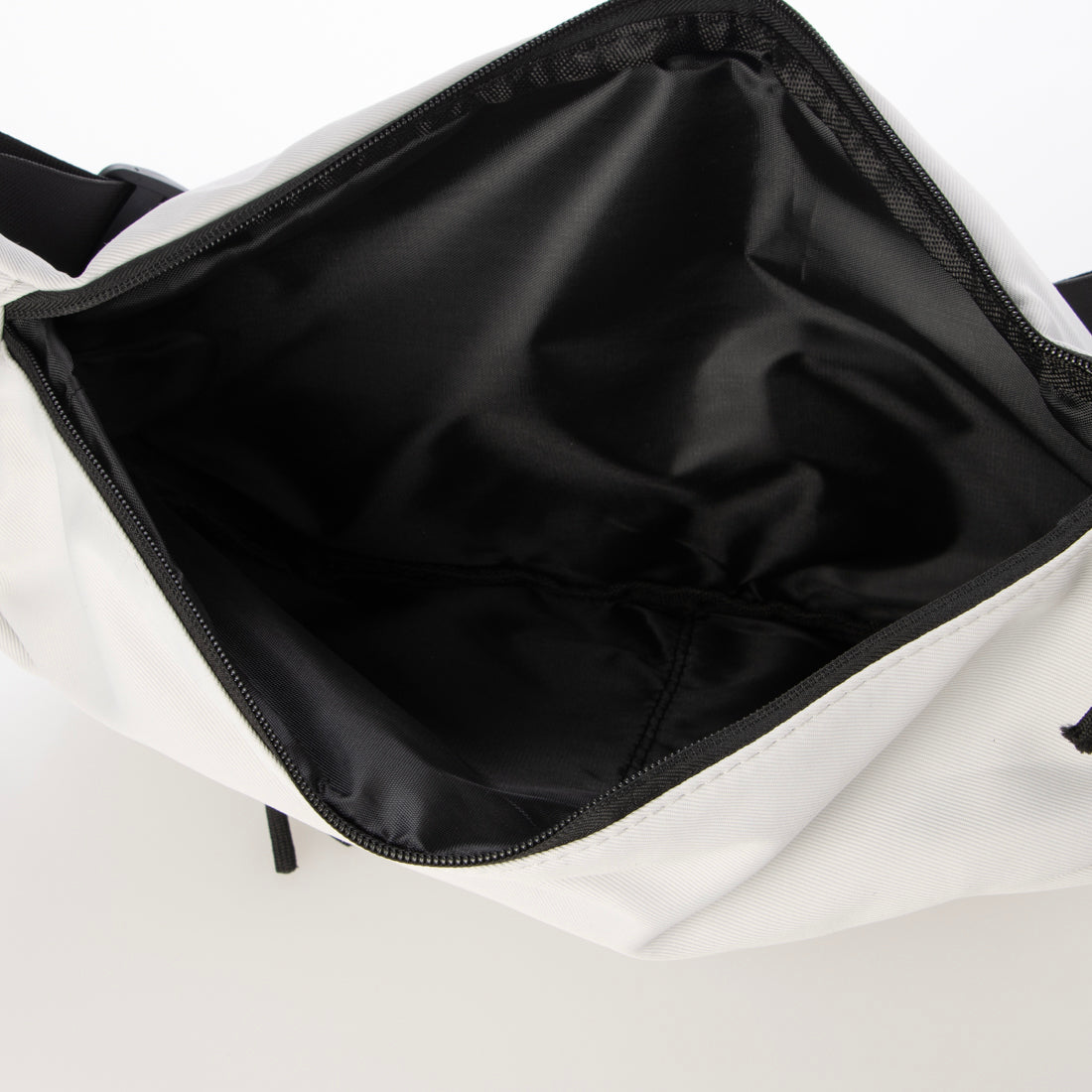 モーヴ mauve ボディバッグ 2室構造 斜め掛け ショルダー カジュアル ユニセックス 軽量 (ホワイト) ホワイト