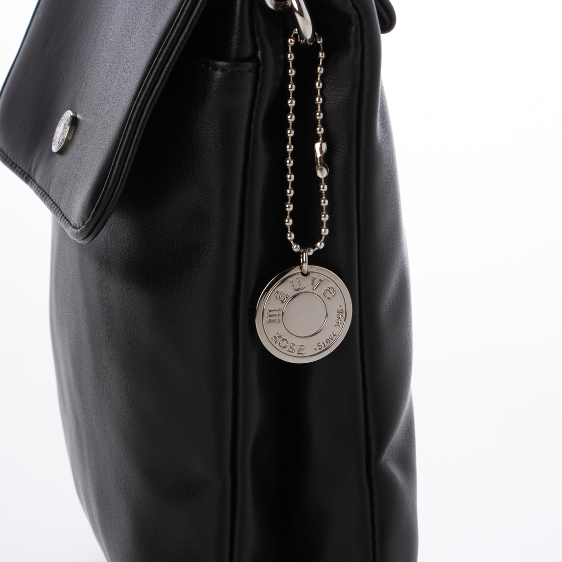 モーヴ mauve スマホショルダー 4ポケットフラップ型 ミニショルダー (ブラック) ブラック