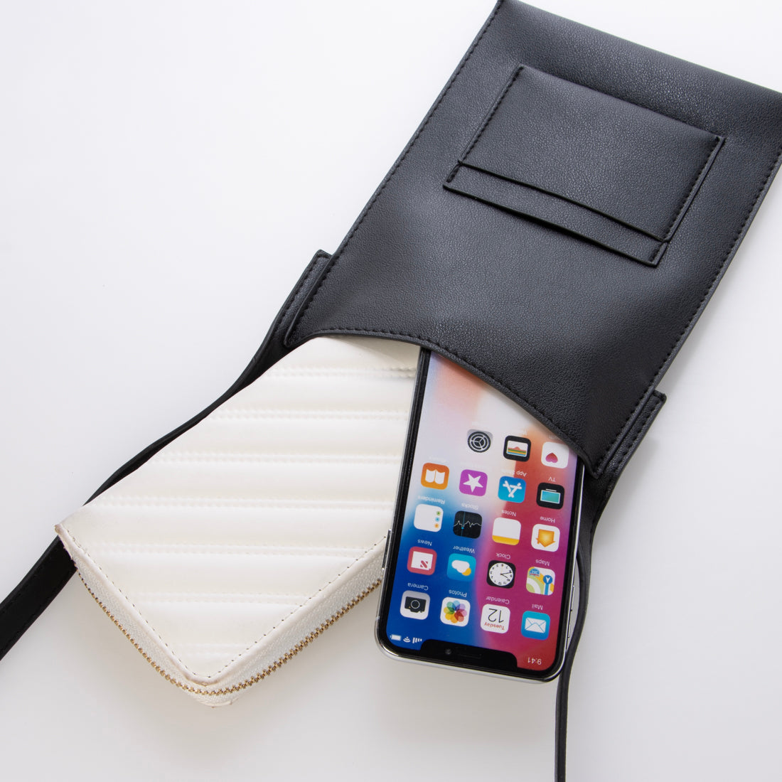 モーヴ mauve スマホショルダー スマートスリム ミニショルダー (ブラック) ブラック