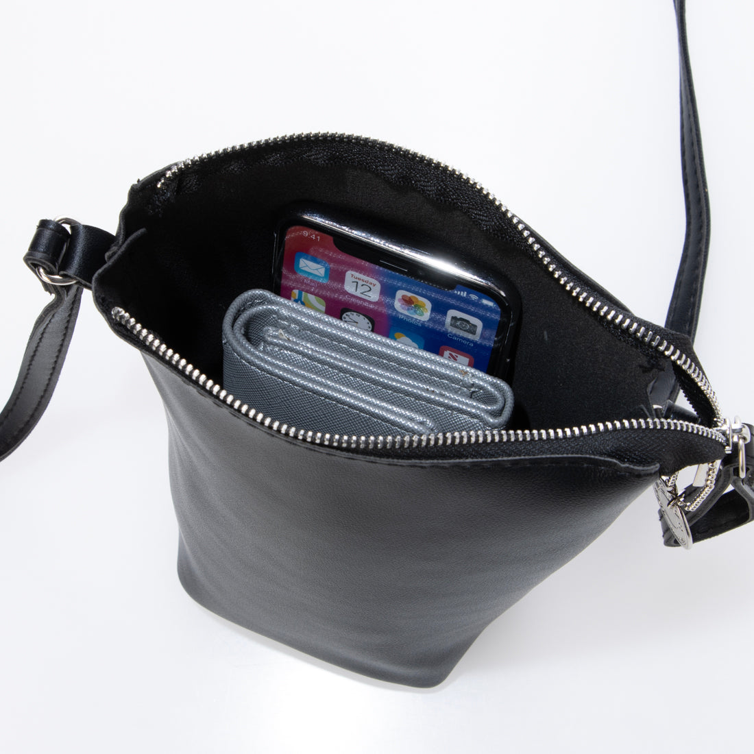 モーヴ mauve バケツ型スマホショルダー (ブラック) ブラック