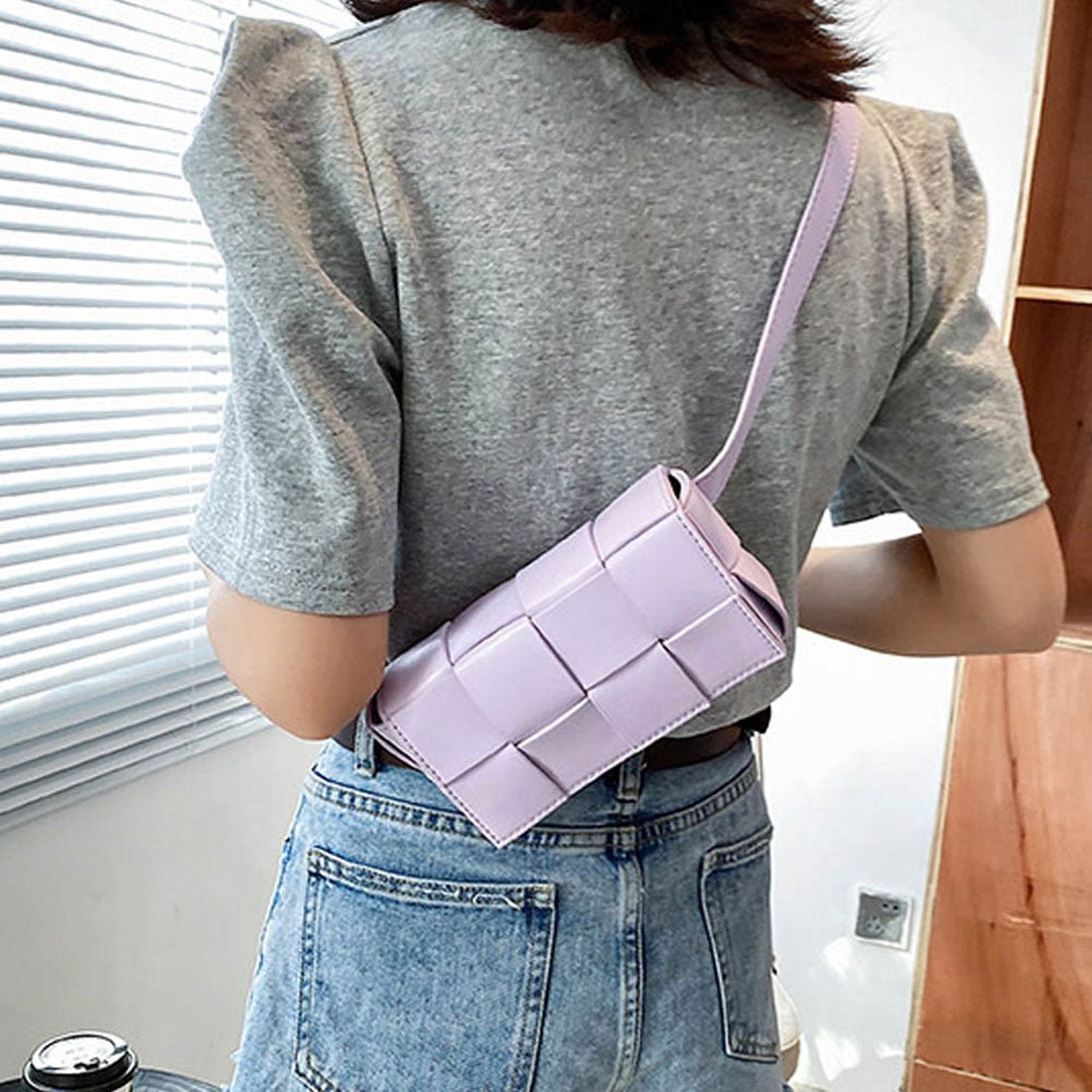 メゾンドラティール maison de LATIR 編み込みレザースクエアミニバッグ ミニショルダー(パープル) パープル