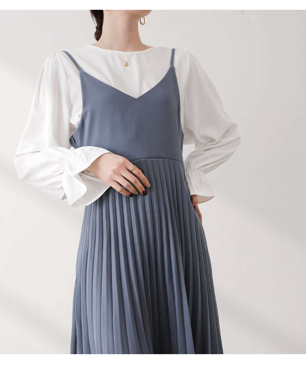 メゾンドラティール maison de LATIR マットなカラー!質感で落ち着いた春秋コーデに♪ キャミワンピ