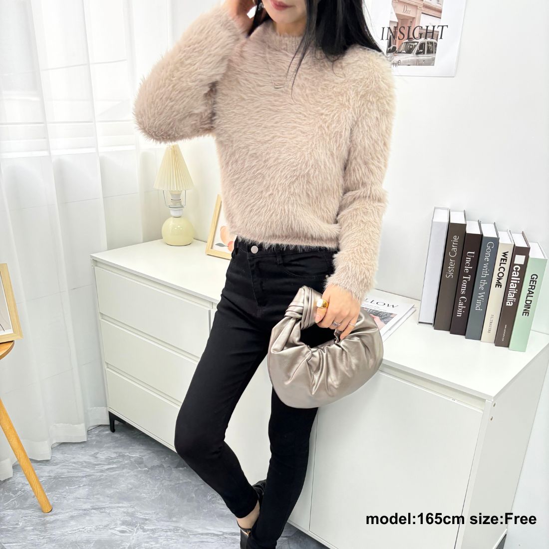 メゾンドラティール maison de LATIR ふわふわショート丈のシャギーニット