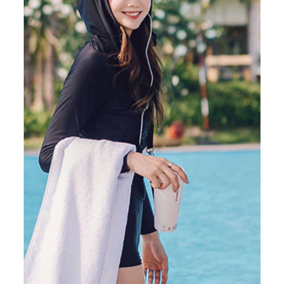 メゾンドラティール maison de LATIR ラッシュガード 水着