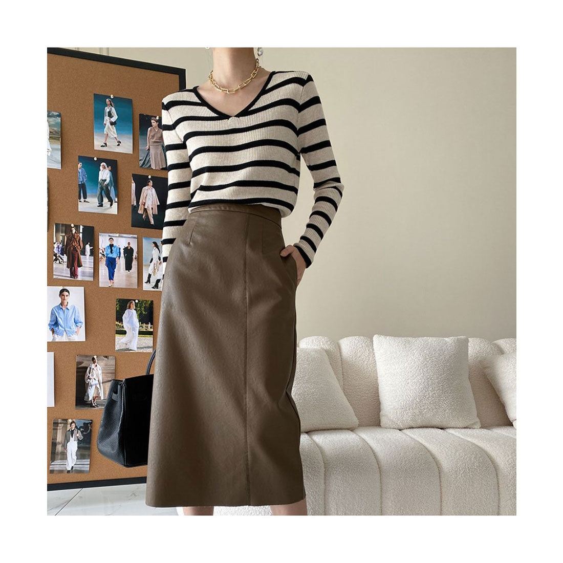 メゾンドラティール maison de LATIR ストライプ柄VネックTシャツ