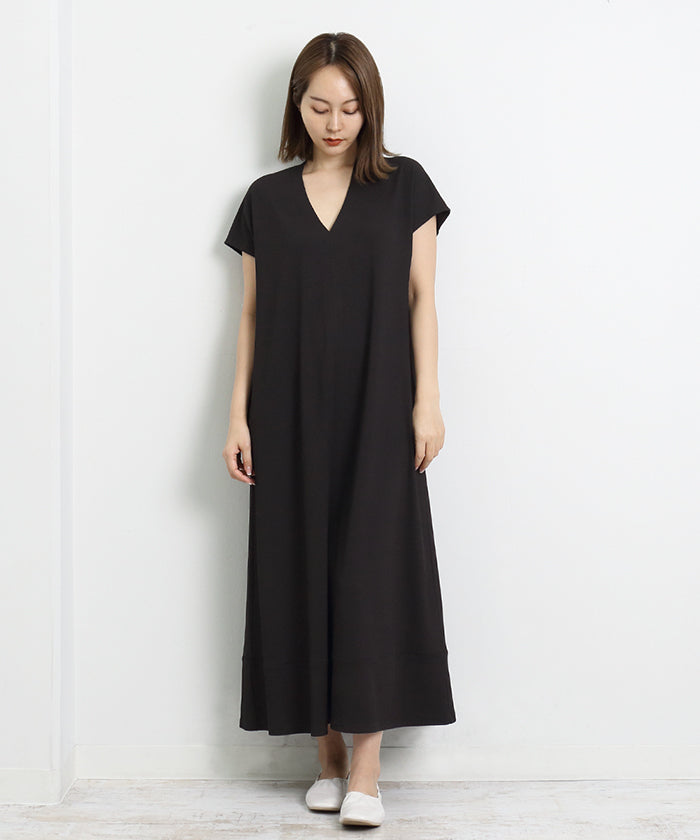 マーサ MARTHA ショートスリーブVネックフレアロングワンピース (ブラック) ブラック