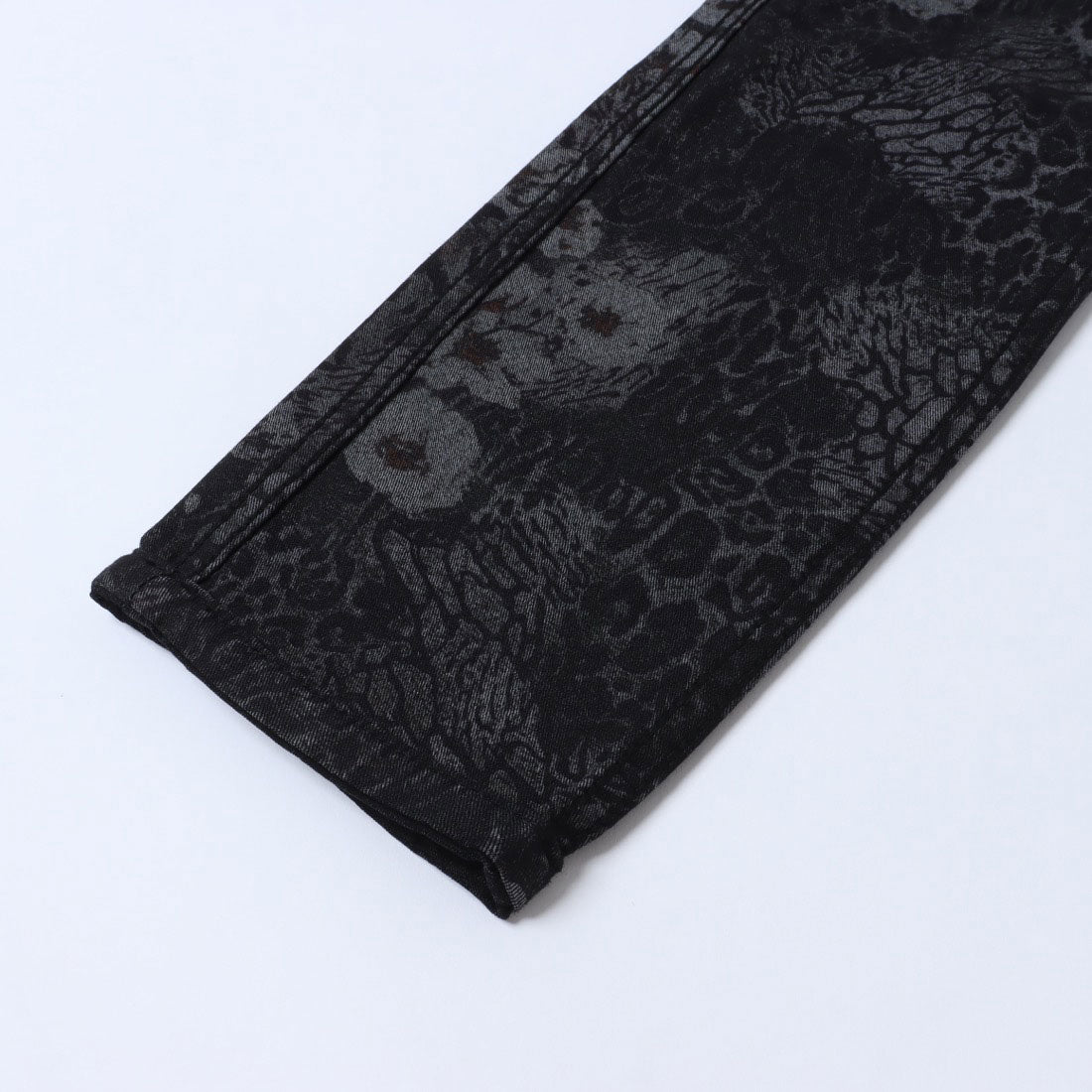 メゾンオナド MAISON ONADO ウエストデザインアニマル&フラワー柄パンツ (MULTI) MULTI