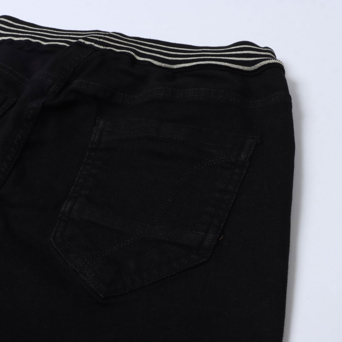 メゾンオナド MAISON ONADO ウエストデザインアニマル&フラワー柄パンツ (MULTI) MULTI