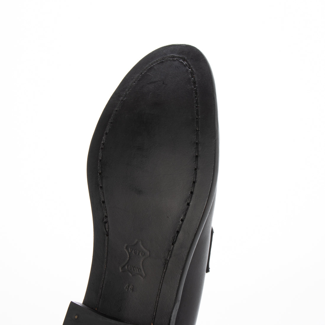 マドゥリ MADULI 手染めローファー