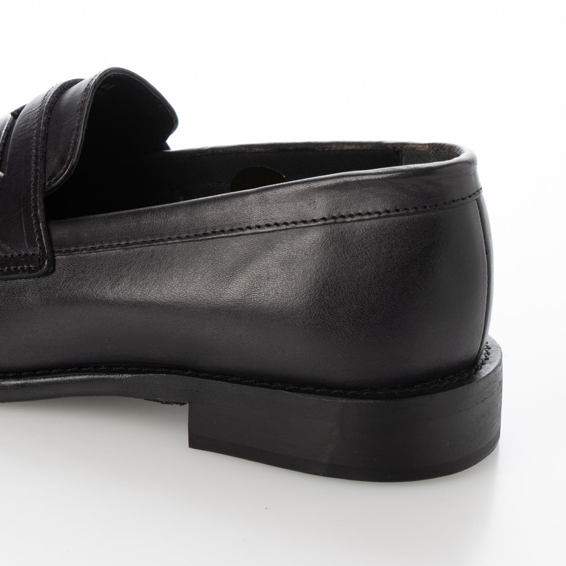 マドゥリ MADULI 手染めローファー