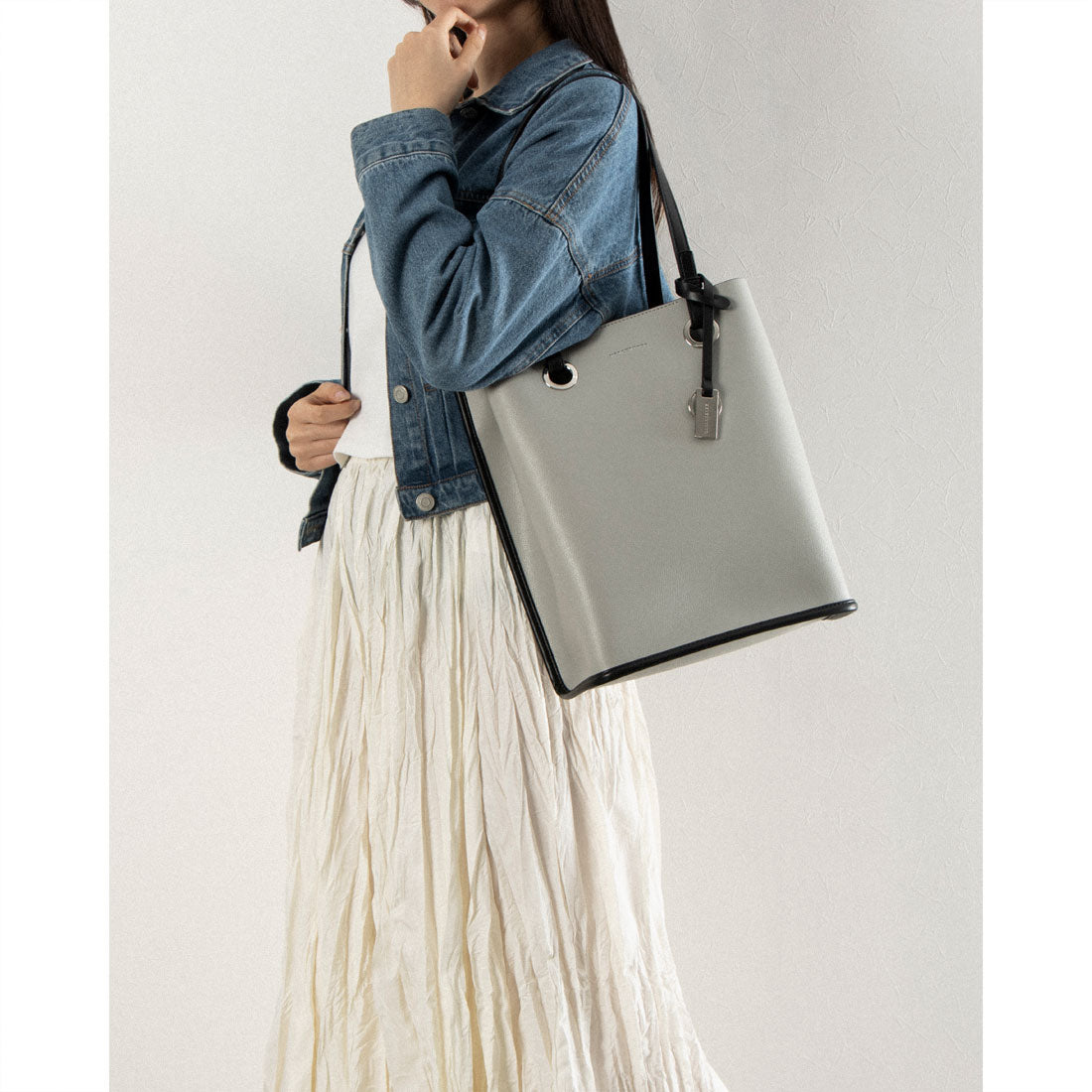 水星二人組Mercuryduo金屬孔眼垂直手提袋推送活袋垂直肩袋