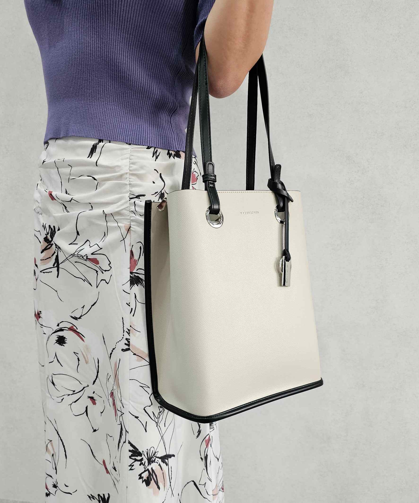 水星二人組Mercuryduo金屬孔眼垂直手提袋推送活袋垂直肩袋