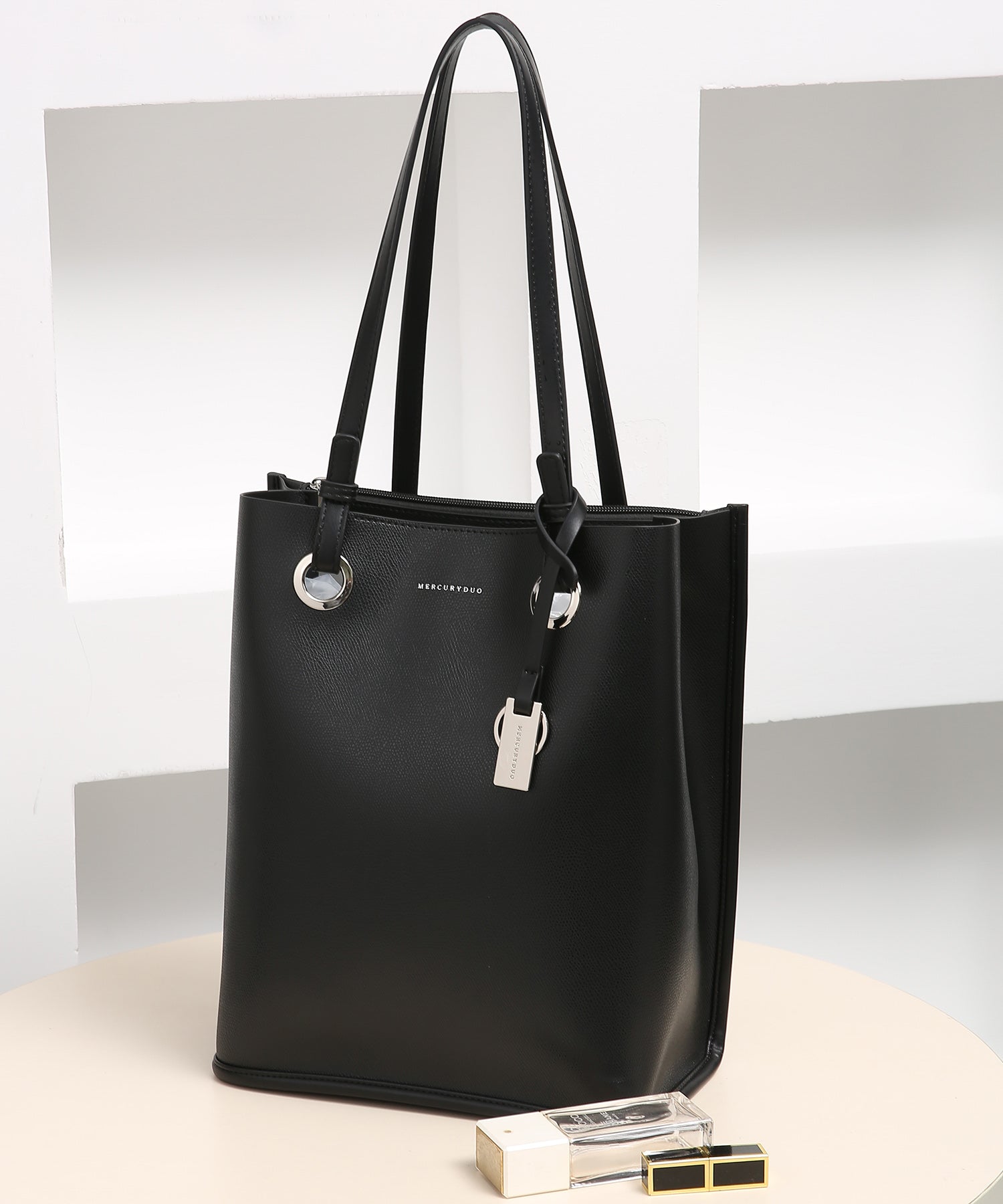 水星二人組Mercuryduo金屬孔眼垂直手提袋推送活袋垂直肩袋