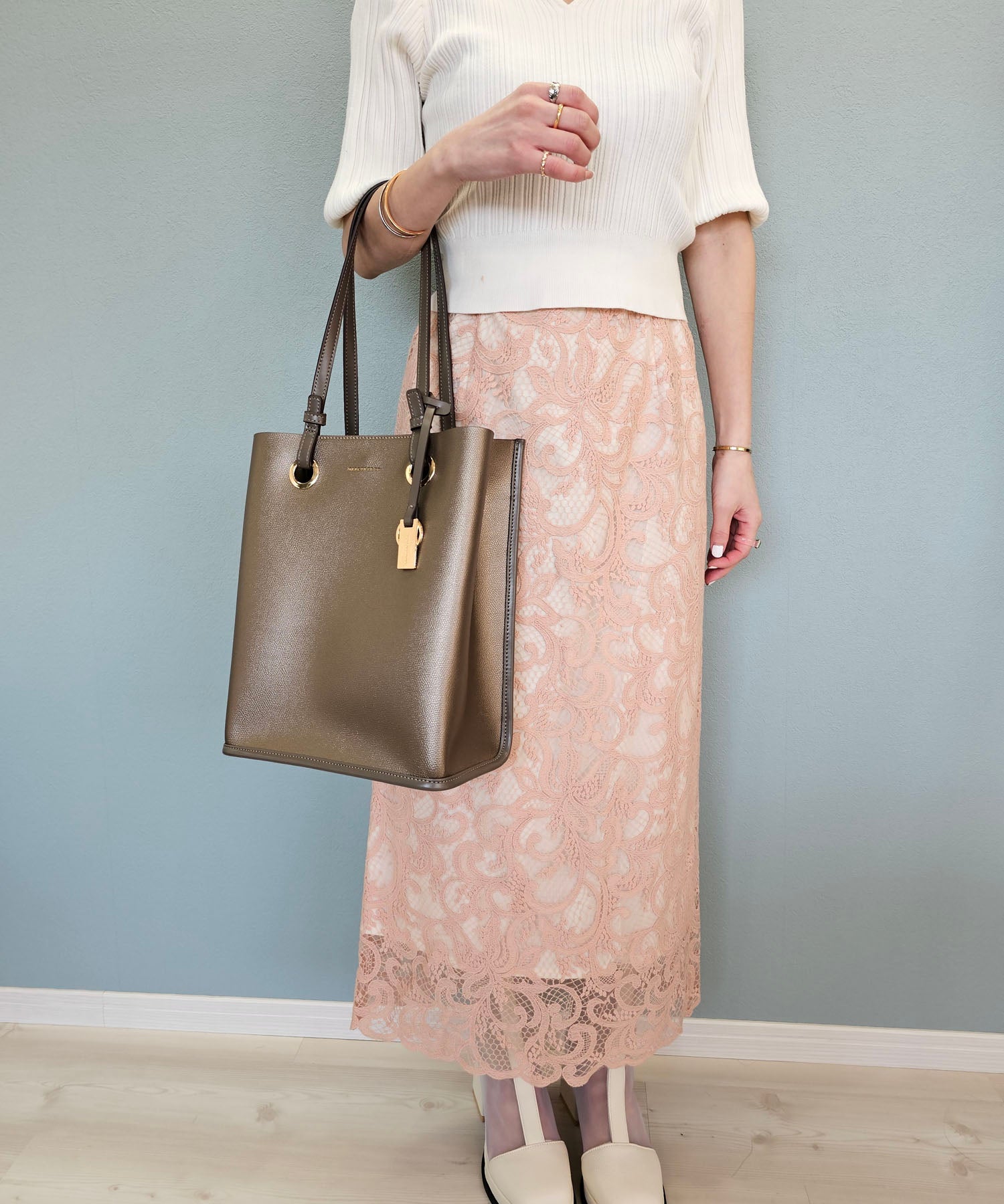 水星二人組Mercuryduo金屬孔眼垂直手提袋推送活袋垂直肩袋