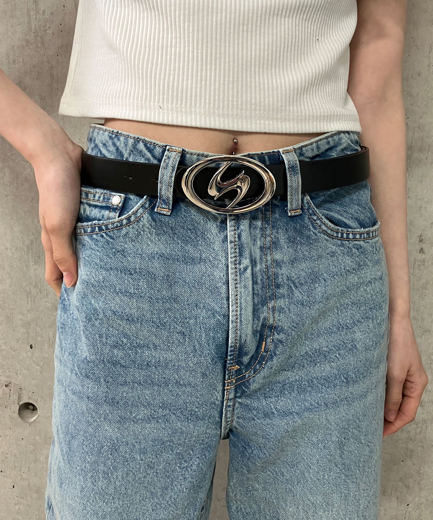 ミージェーン me Jane ロゴバックルベルト (ブラック) ブラック