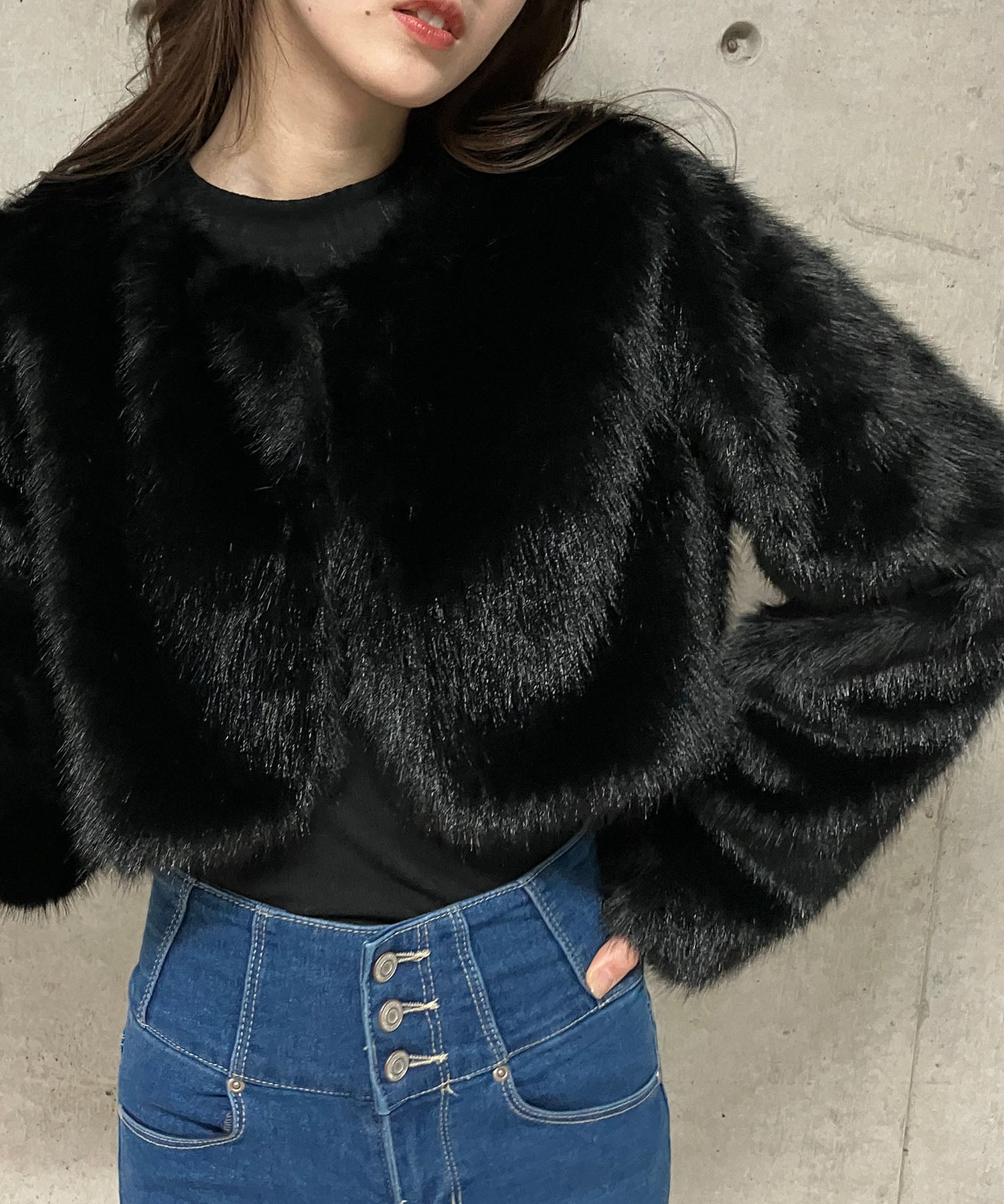 ミージェーン me Jane フェイクファーショート丈コート,ブラック