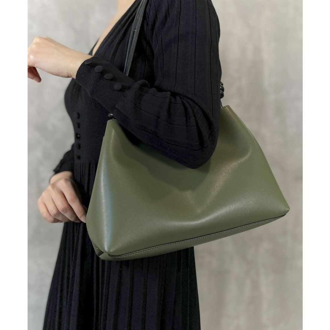 メキシカン MEXICAN インナーバッグ&ミニポーチ付き牛床革ショルダーバッグ